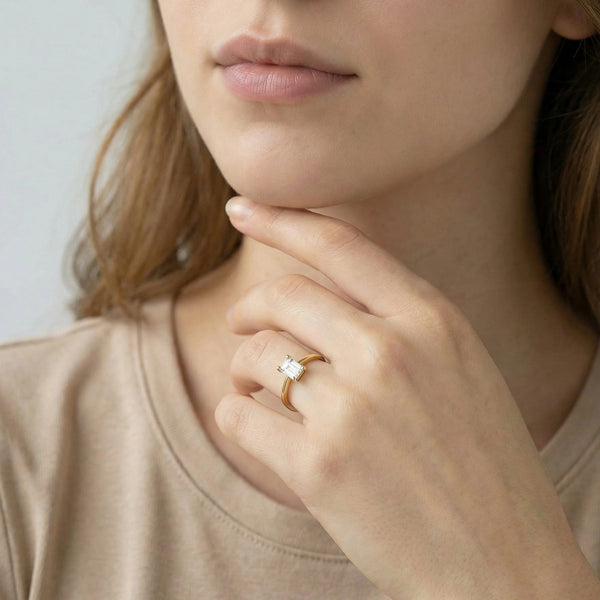 Lumina Emerald - Pure Gold Lab Diamond Ring
