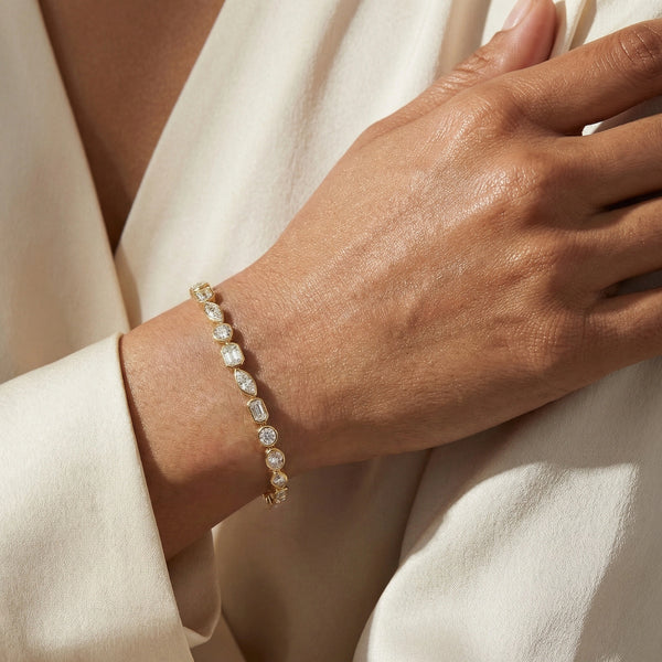 Facet Medley - Pure Gold Lab Diamond Solitaire Bracelet