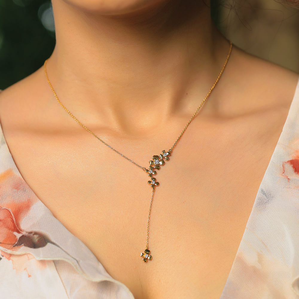 Petal Play Lariat Necklace 18kt Gold Vermeil