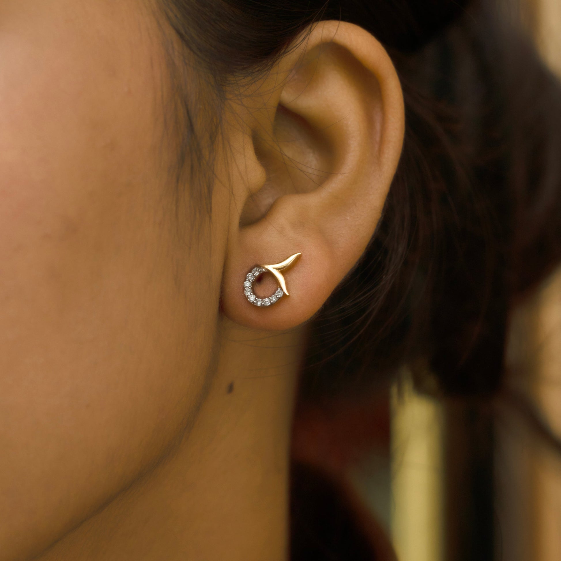 Serene Tail Stud - 18kt Gold Vermeil Lab Grown Diamond Earrings