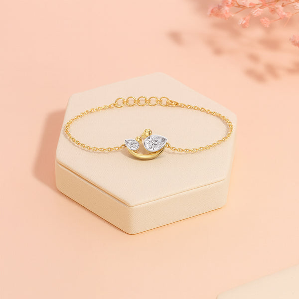 Nestled Bonds - Lab Grown Diamond Bracelet -Lukson