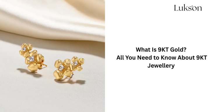 Diamond pendant necklace