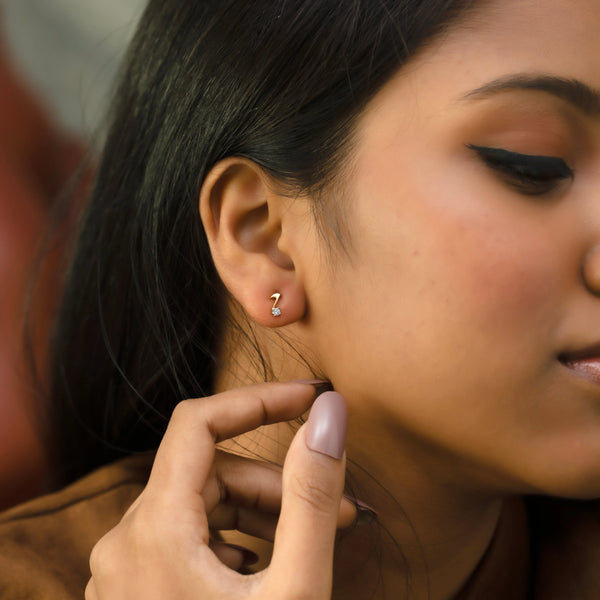 Lukson Harmony Beam 18k Lab Grown Diamond Earrings Online in India 