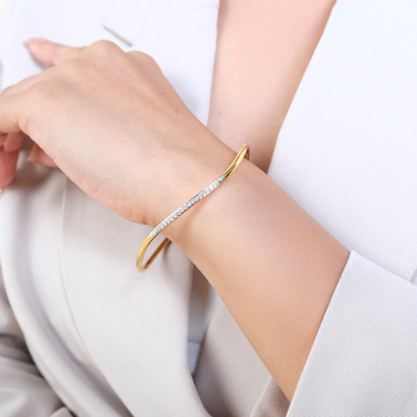 Rebel Loop - Lab Diamond Bangle