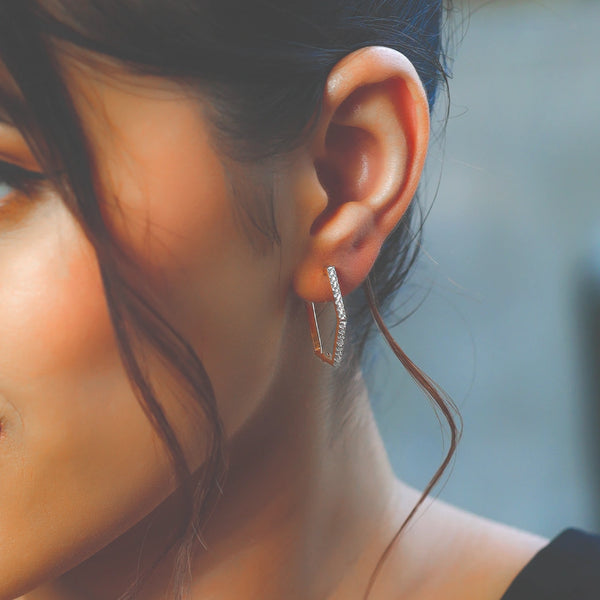 Best lukson lab grown diamond huggie earrings