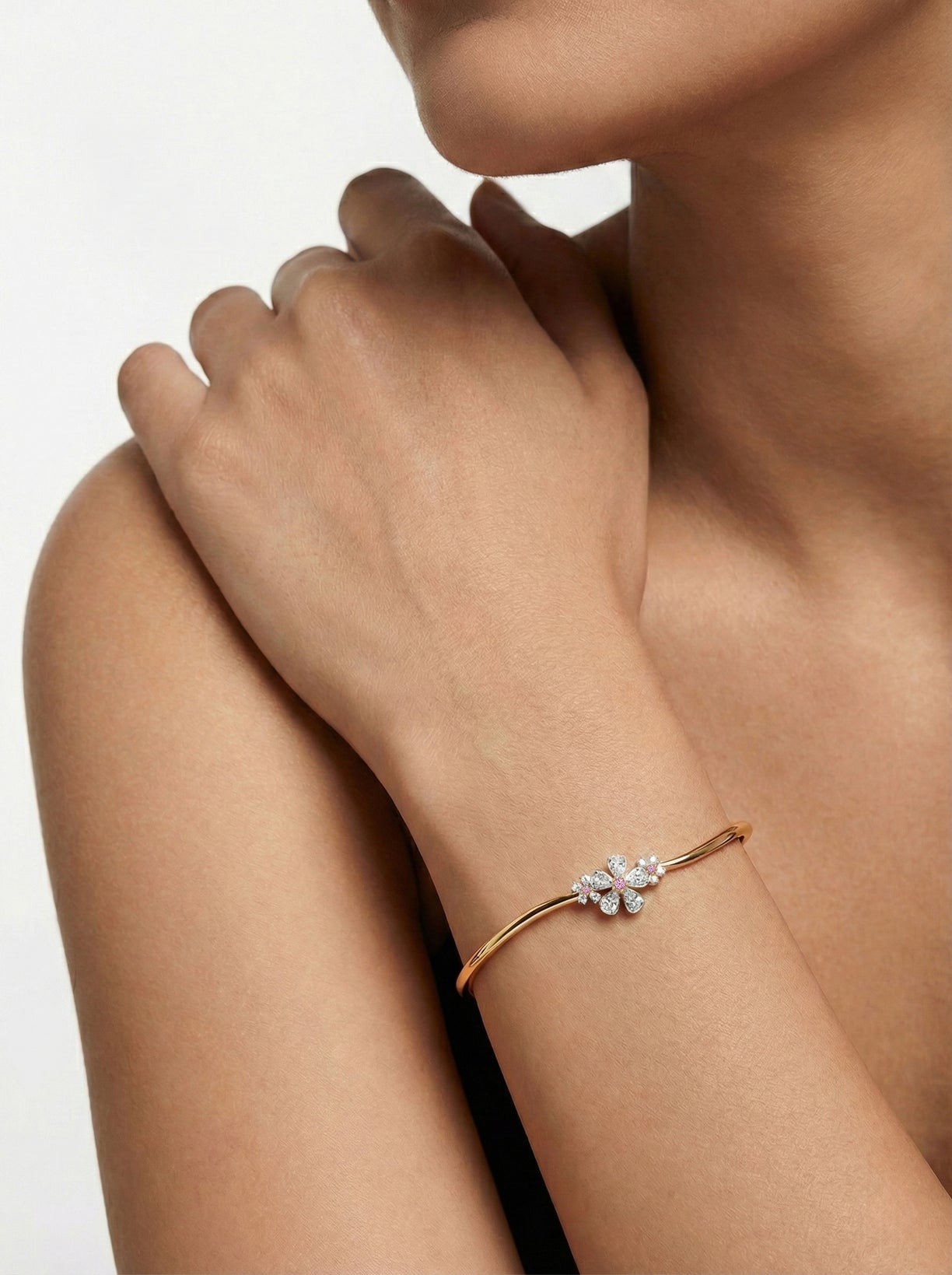 Rosy Garden - Lab Diamond Bangle
