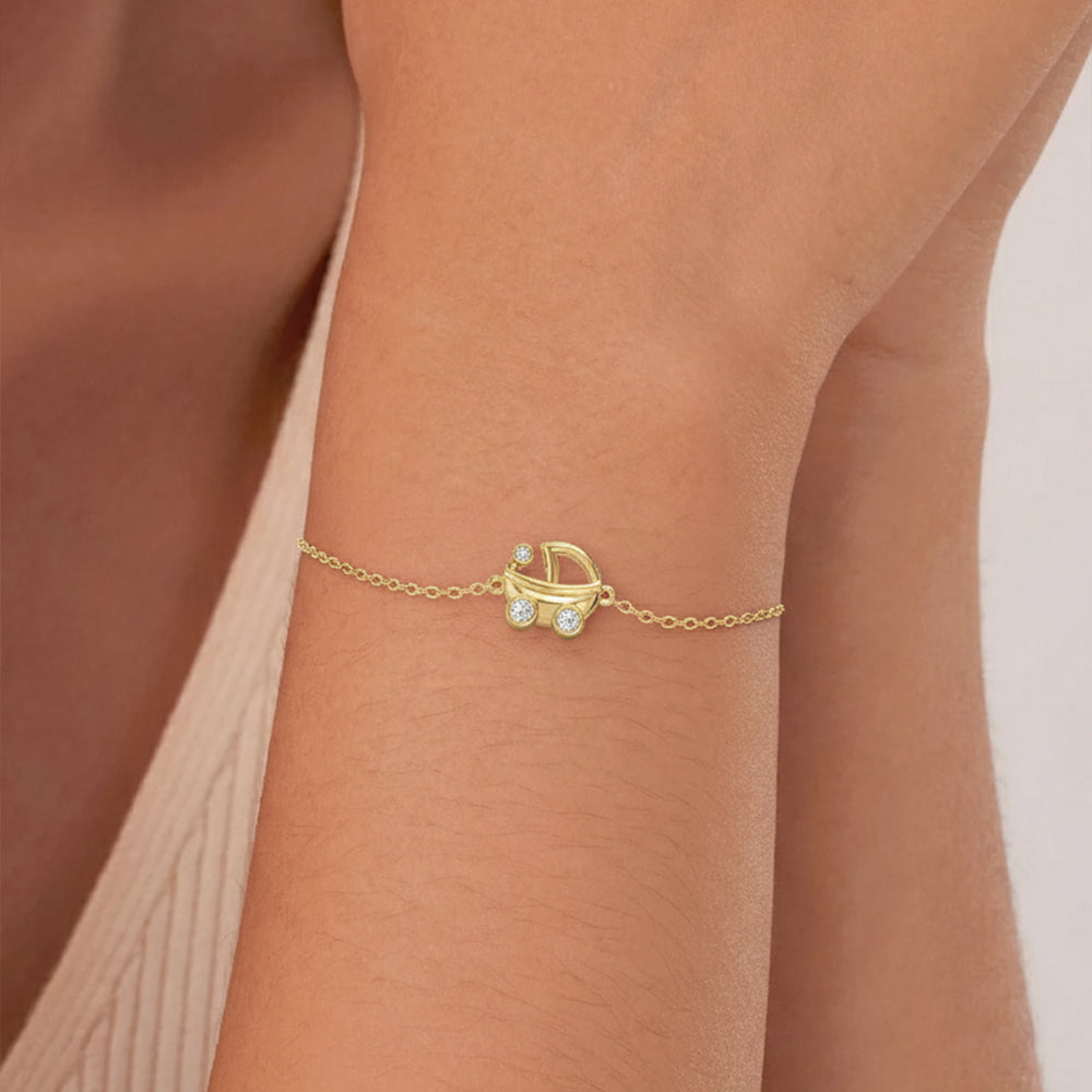 Cradle Glow - Lab Diamond Bracelet