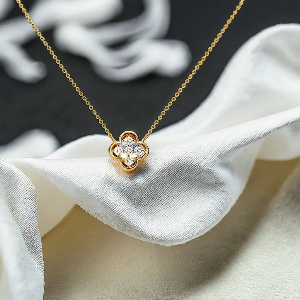 Clover Pendant - 18kt Gold Vermeil Lab Grown Diamond Necklace