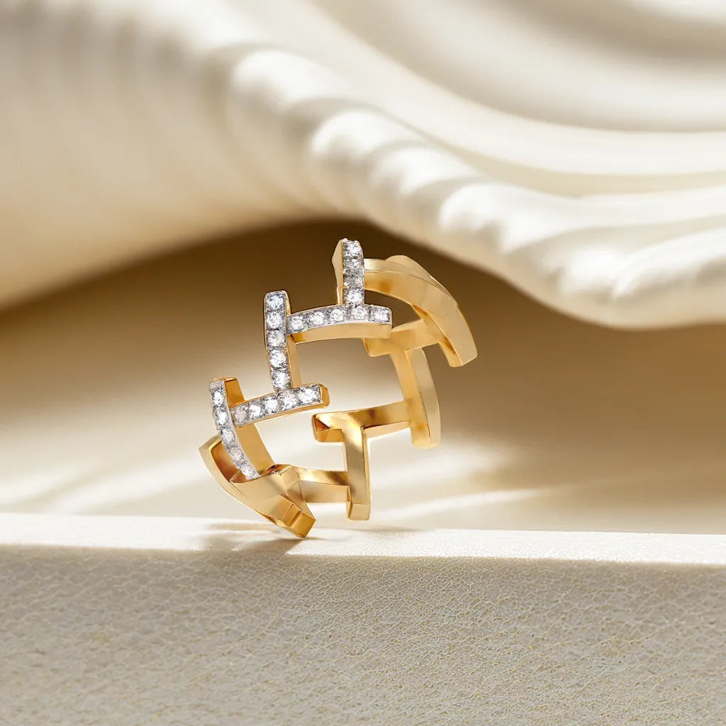 Edgy Dazzle Cocktail Ring-18kt Gold Vermeil Lab Grown Diamond Ring