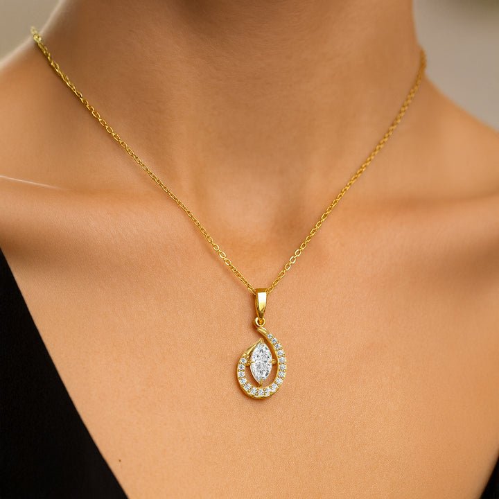 Queen in Marquise - Pure Gold Lab Diamond Pendant