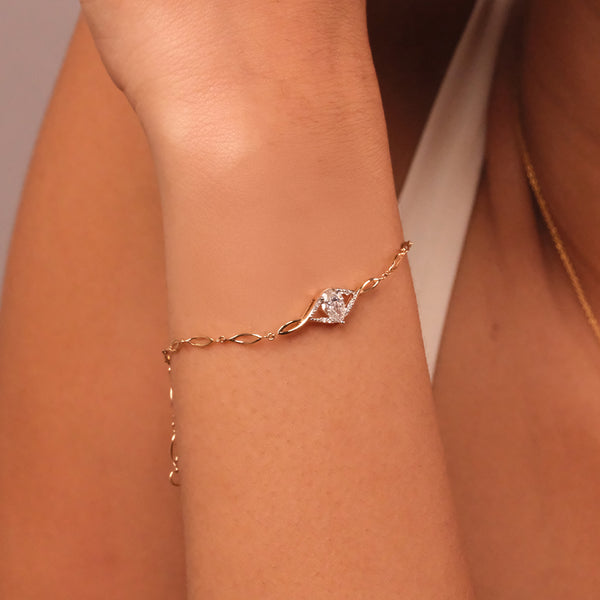 Threaded in Pear - Pure Gold Lab Diamond Solitaire Bracelet