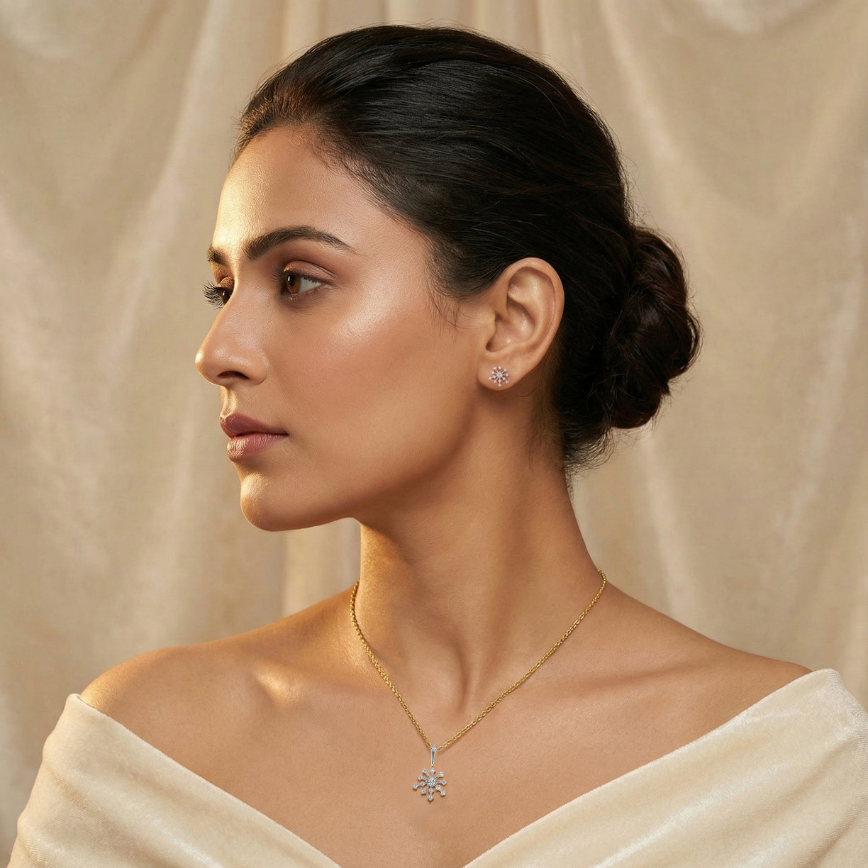 Twilight Flicker - Pure Gold Lab Diamond Pendant