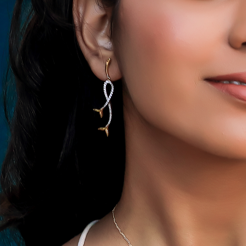 Mermaid Lure Drop - 18kt Gold Vermeil Lab Grown Diamond Earrings