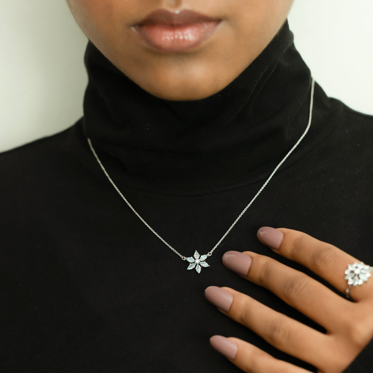 Snowflake Pendant - 925 Sterling Silver Lab Grown Diamond Necklace