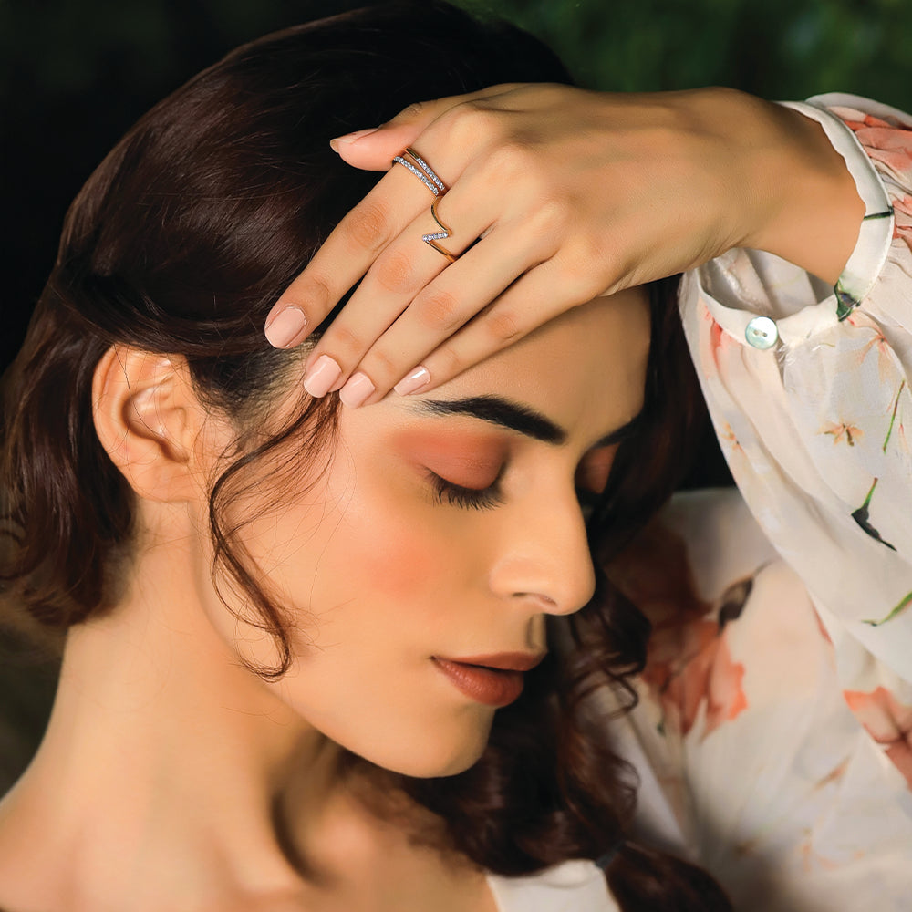 Vivid V Fashion Ring - 18kt Gold Vermeil Lab Grown Diamond