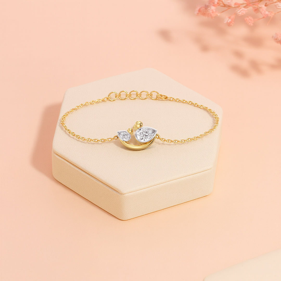 Nestled Bonds - Lab Diamond Bracelet